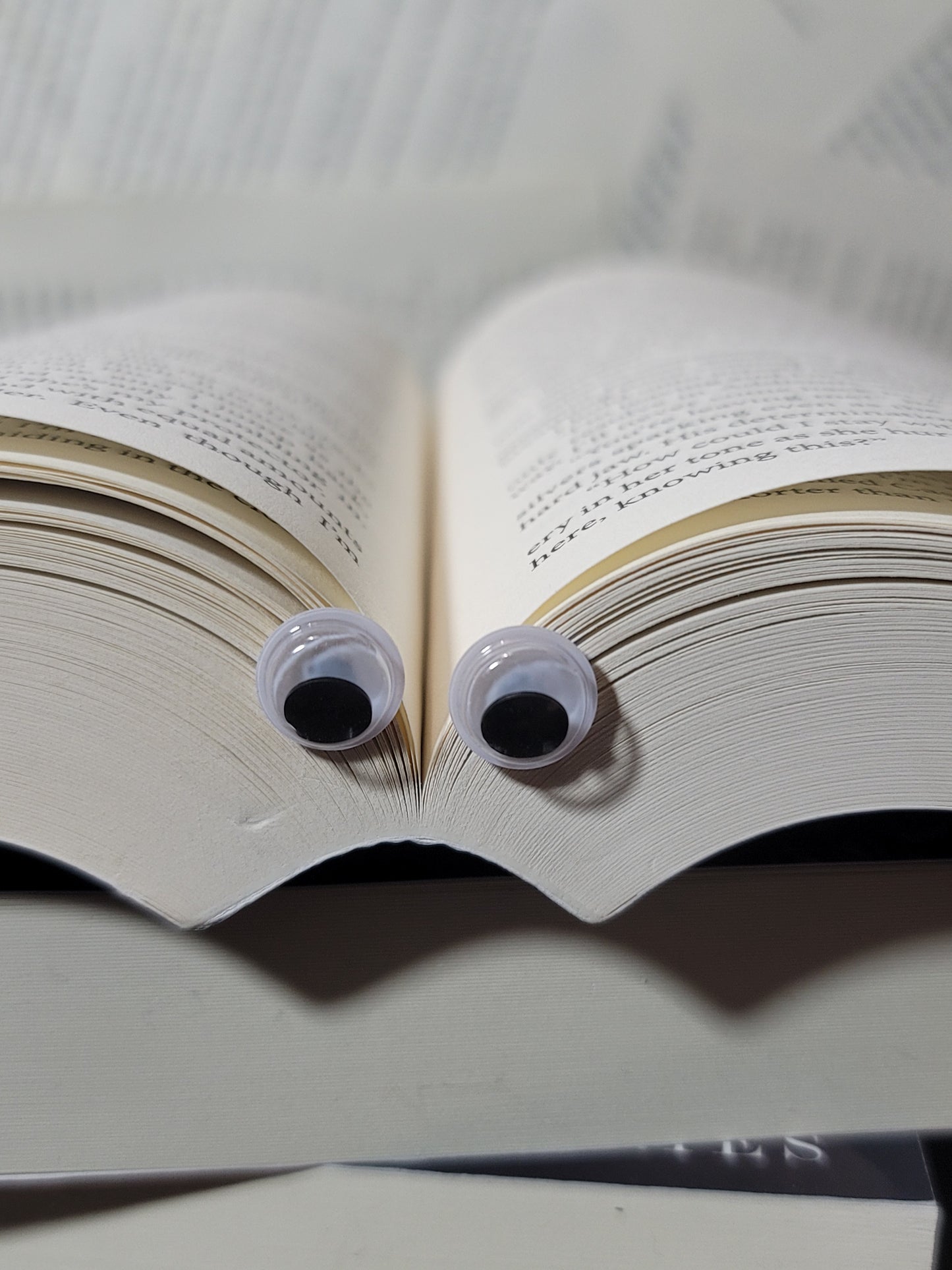 Googly Eye Earrings – Quirky Bookish Jewelry for Playful Readers