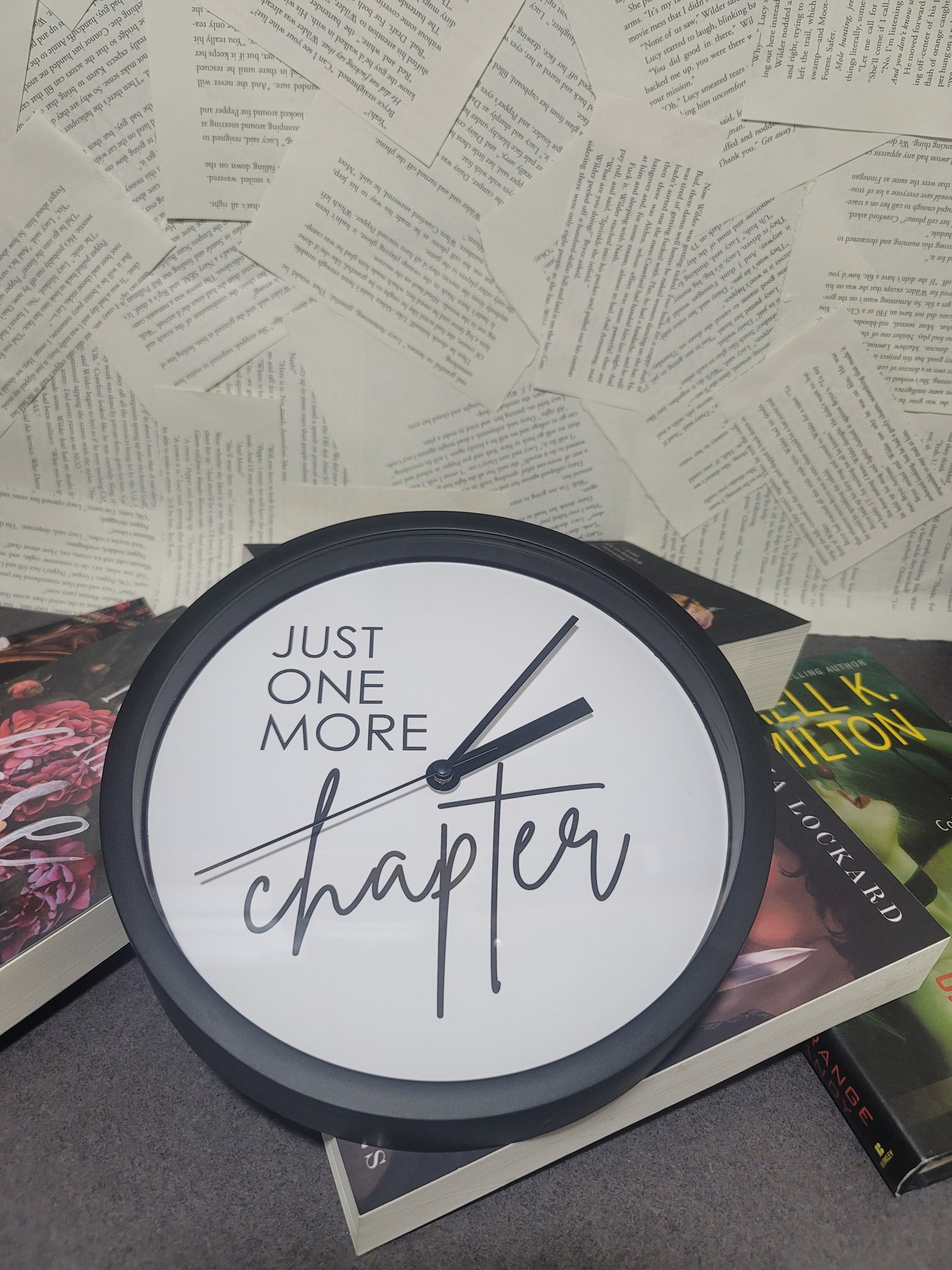 Just One More Chapter – Bookish Clock for Page-Turners