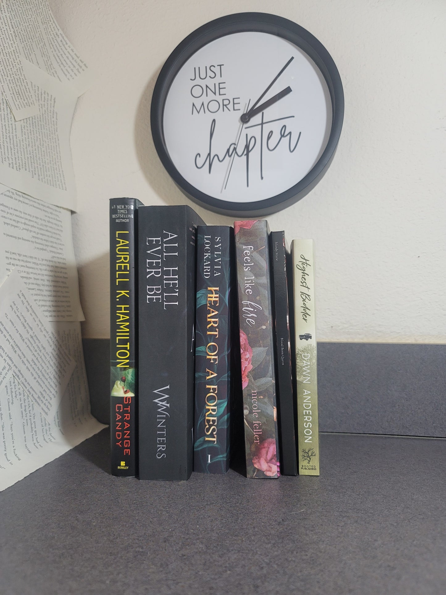 Just One More Chapter – Bookish Clock for Page-Turners